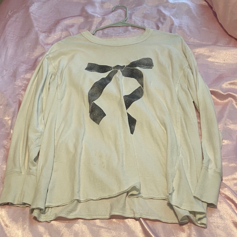 Aerie Cream Top with Black Bow Accent